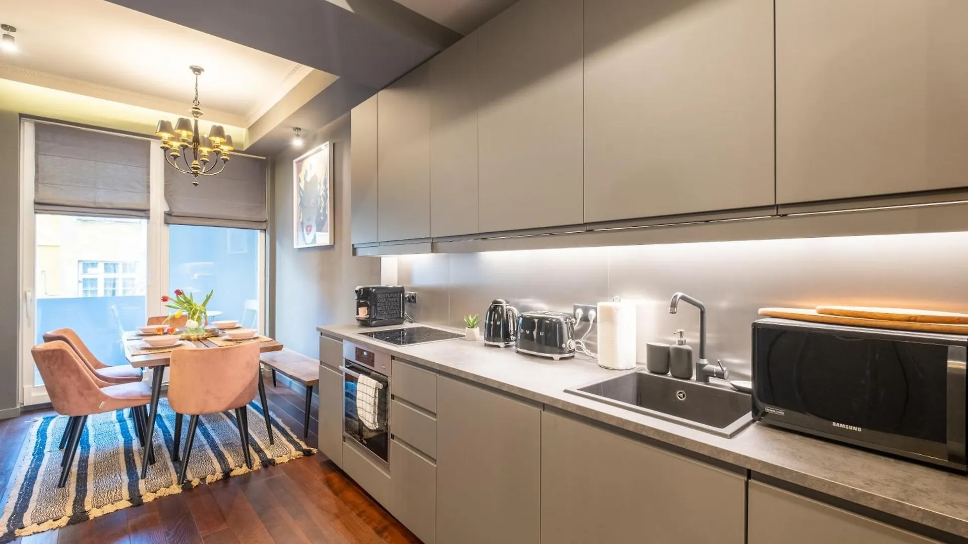 Premium Apartments - Top-Notch Place 2Br/2Bth Sofia Bulgaria